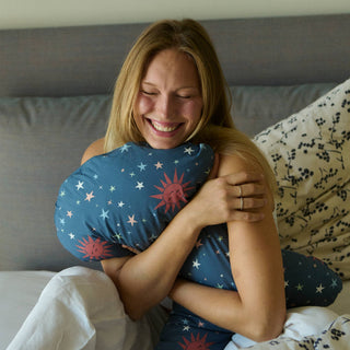 NÅR TRYGHED BLIVER TIL SØVN: NY BØRNEHOVEDPUDE TIL FORDEL FOR BØRNS VILKÅR