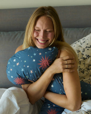 NÅR TRYGHED BLIVER TIL SØVN: NY BØRNEHOVEDPUDE TIL FORDEL FOR BØRNS VILKÅR